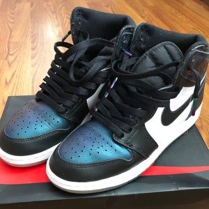 Chameleon 1’s